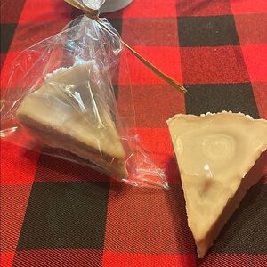 Handmade Candle Cake Slice - Creamy Beige